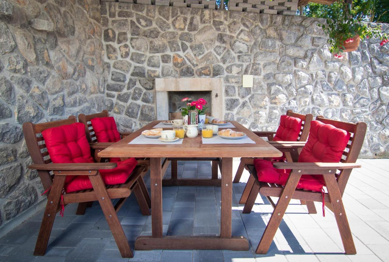 Guest house 'Villa Fani' Veprinac Esterno foto